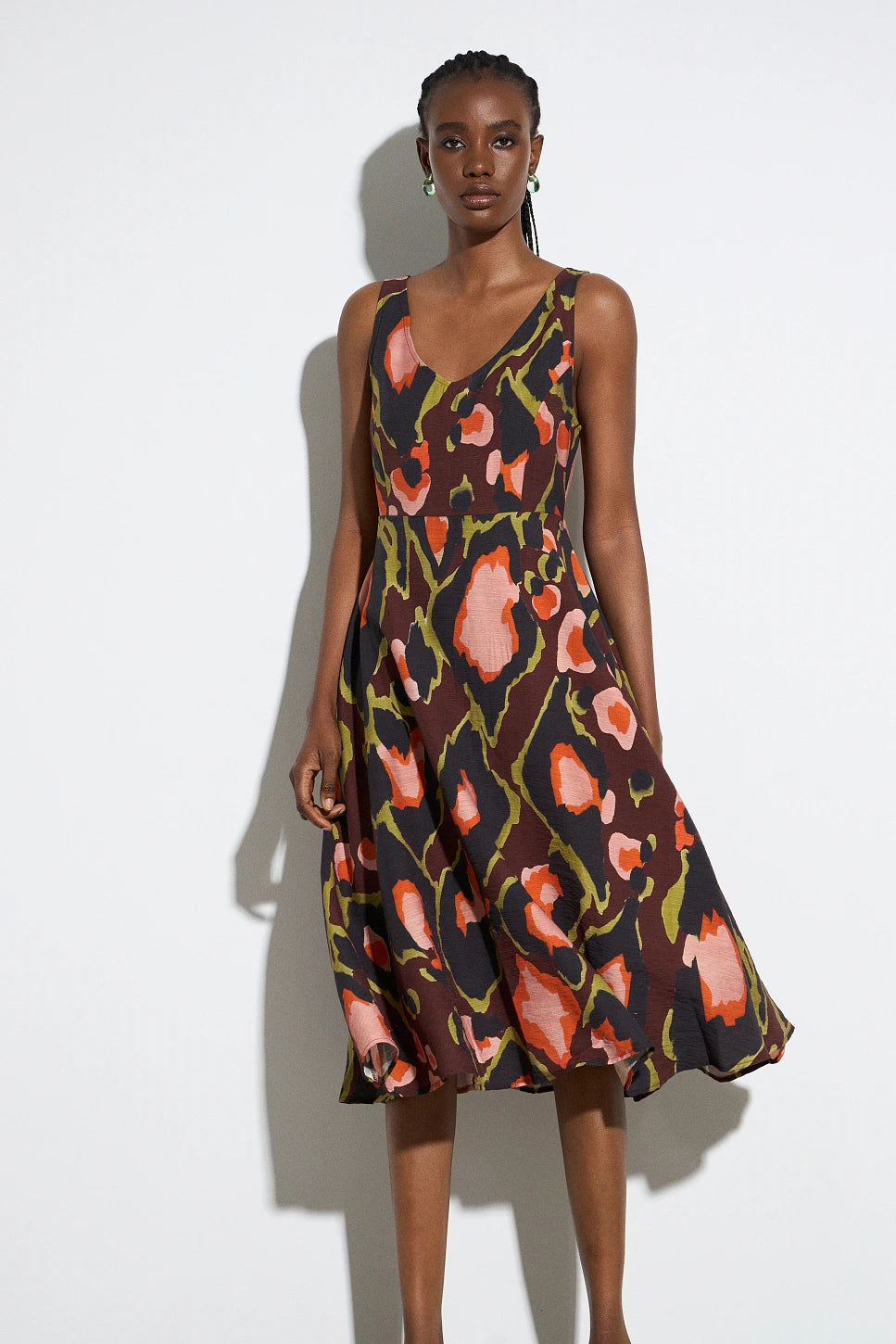 VESTIDO MIDI ESTAMPADO CHOCOLATE