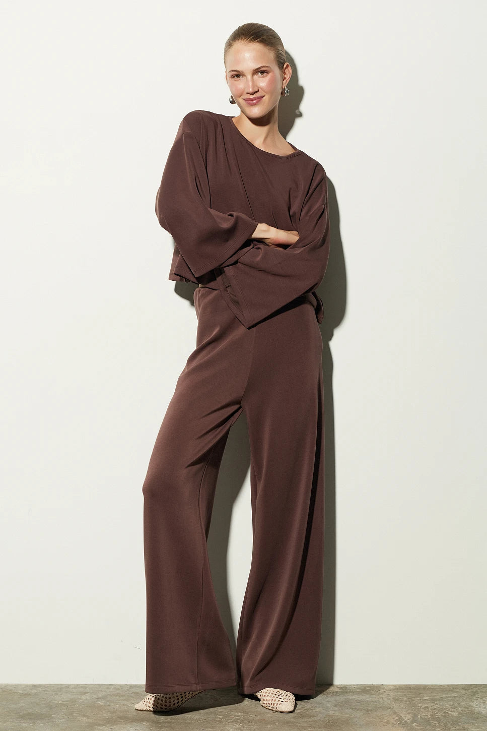 PANTALÓN ELÁSTICO MARRÓN CHOCOLATE