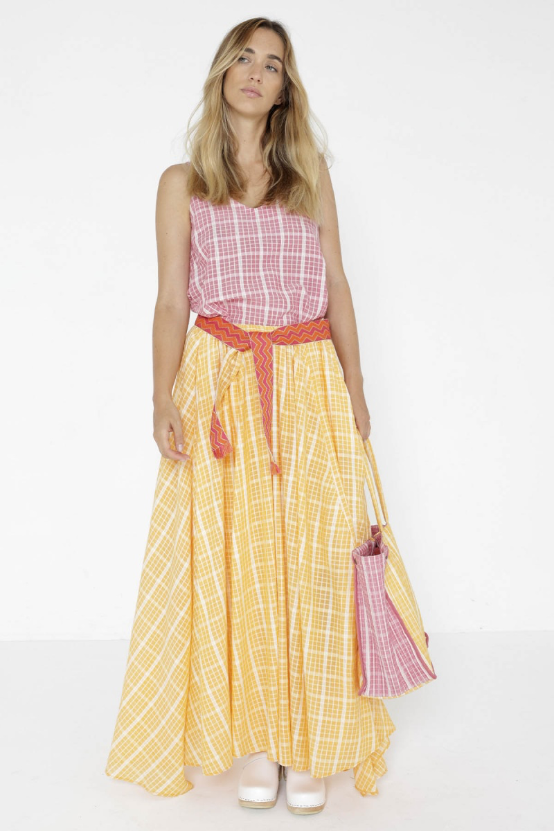 Falda AMBER