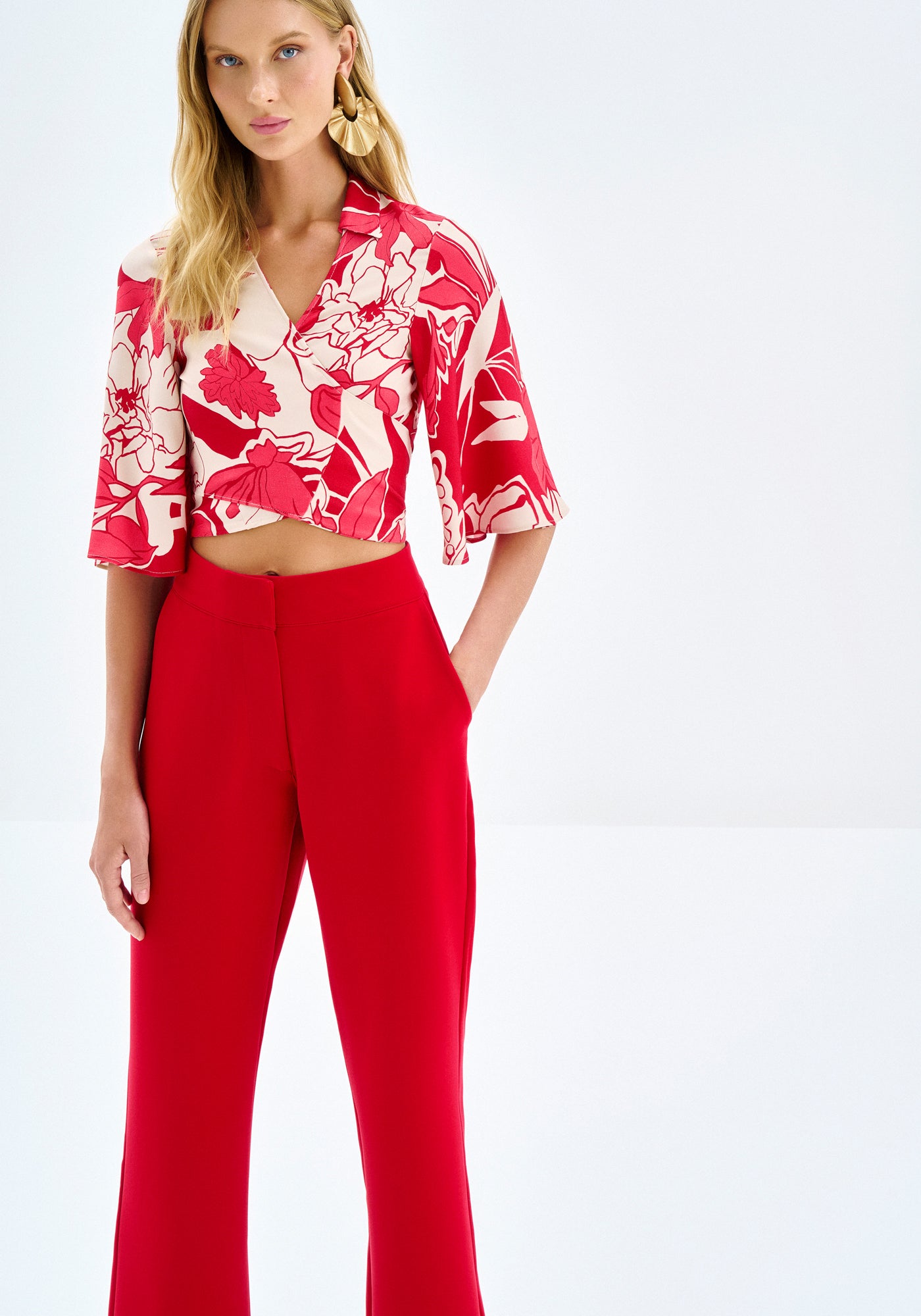 BLUSA CRUZADA ESTAMPADA
