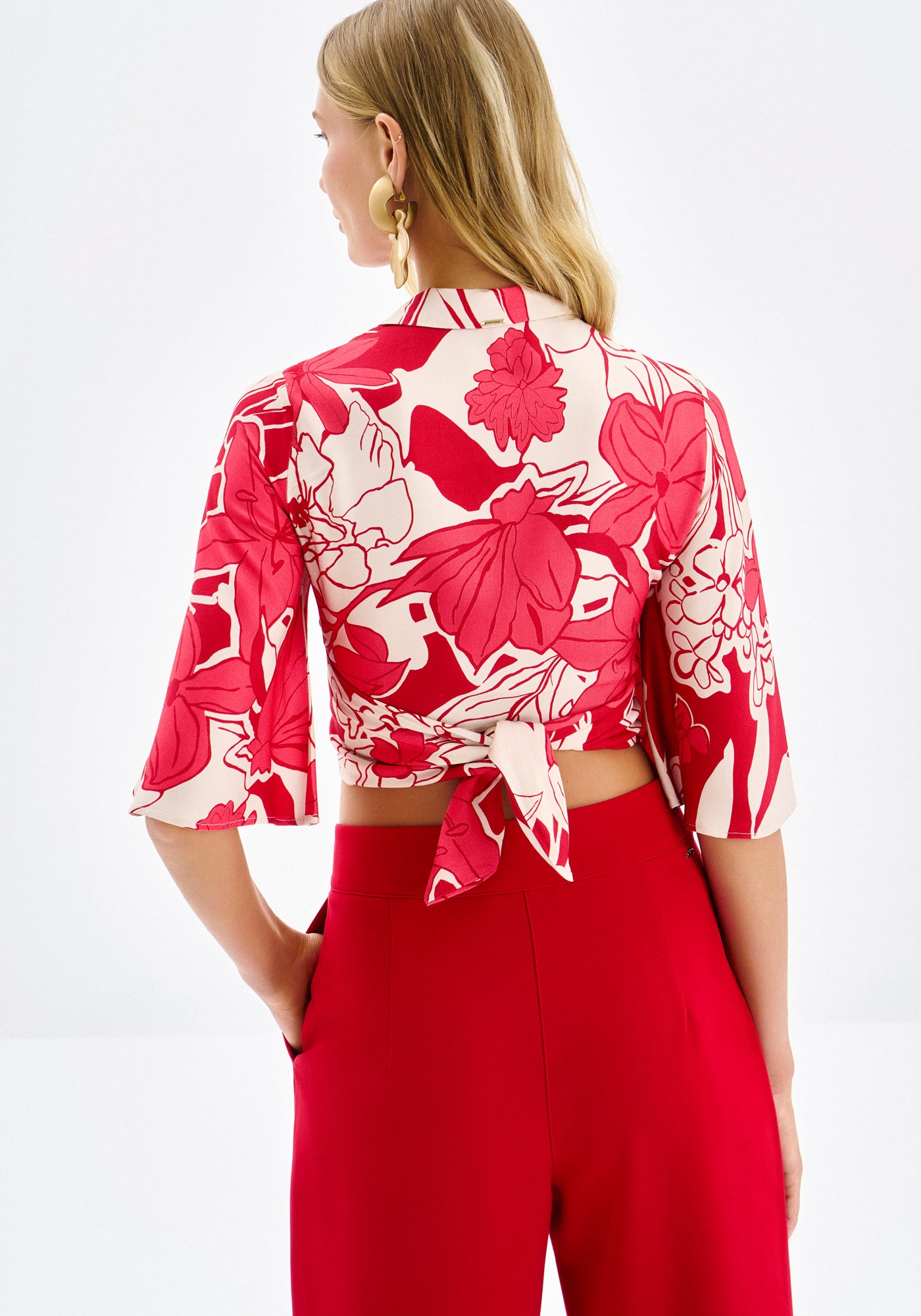 BLUSA CRUZADA ESTAMPADA