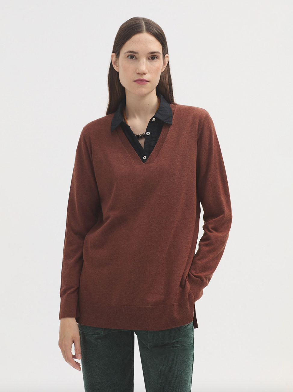 JERSEY LARGO ESCOTE PICO