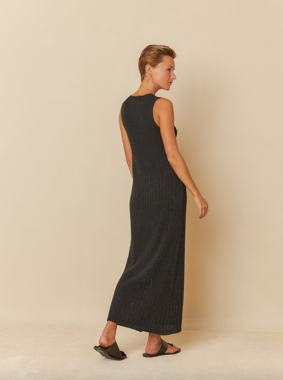 VESTIDO PUNTO CANALÉ