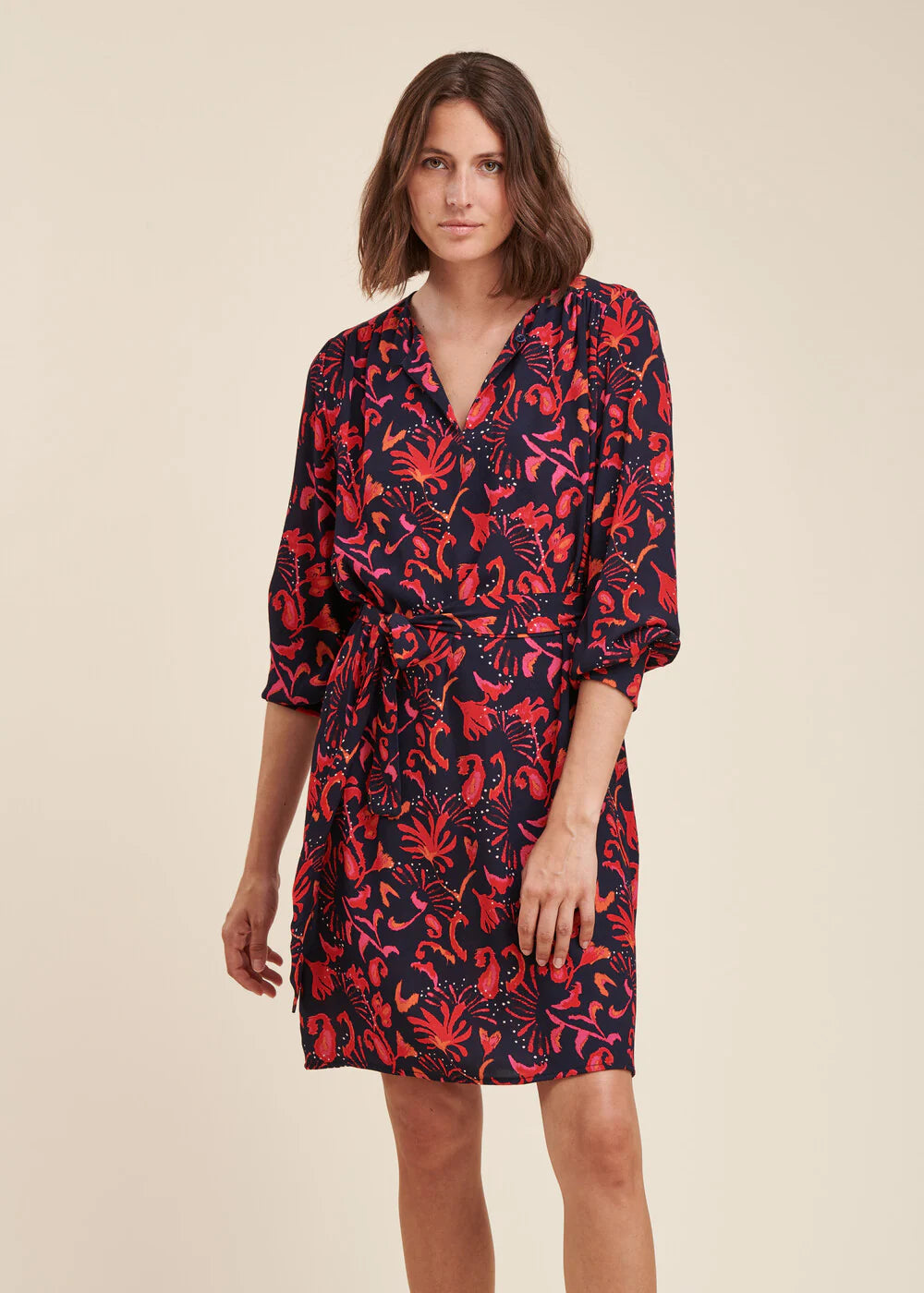 VESTIDO CORTO ESTAMPADO DE FLORES