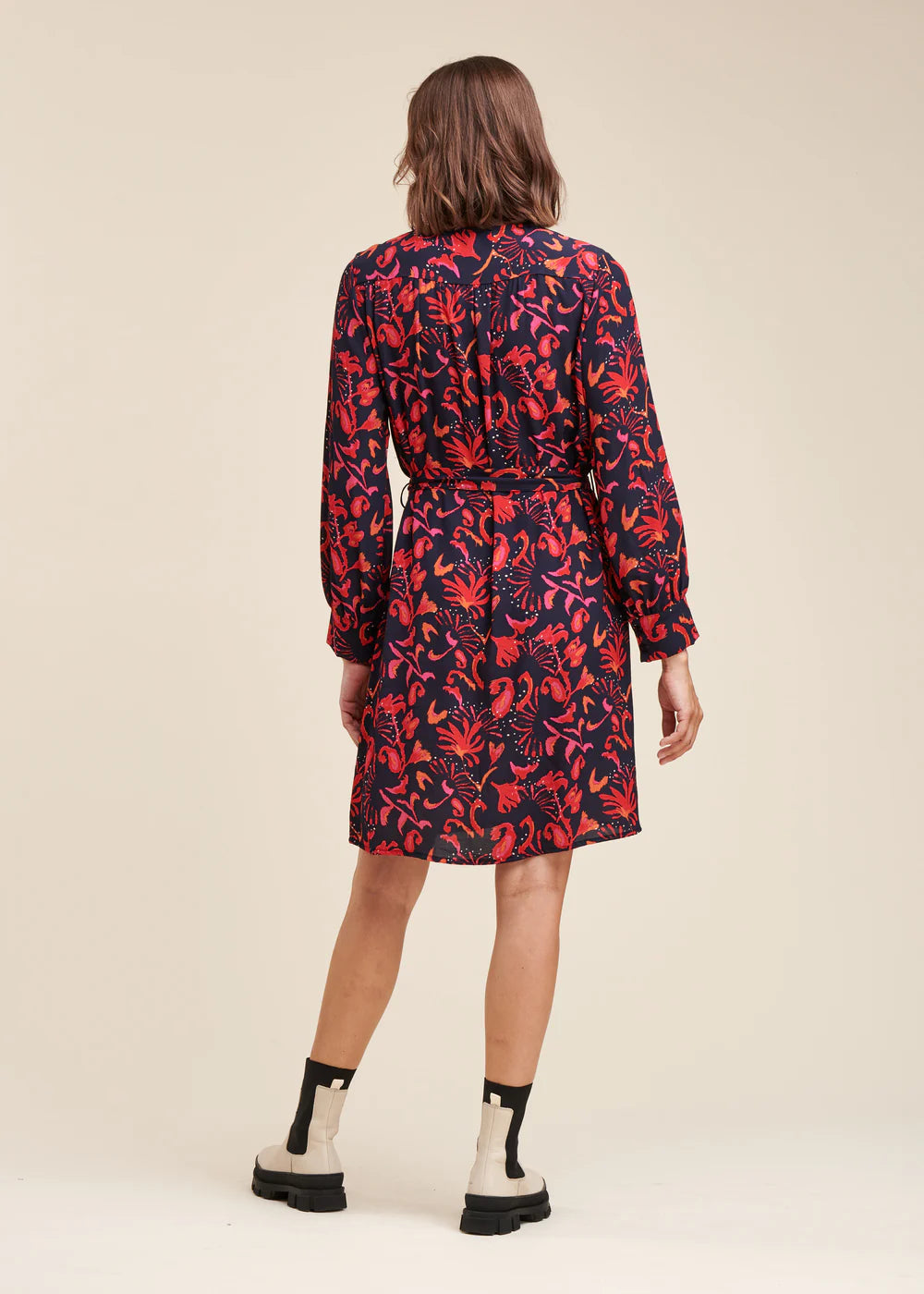 VESTIDO CORTO ESTAMPADO DE FLORES