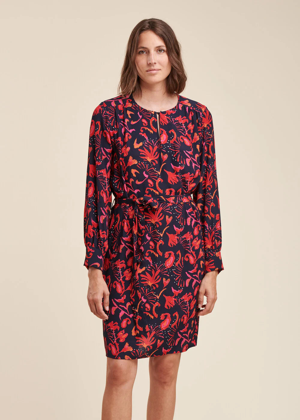 VESTIDO CORTO ESTAMPADO DE FLORES