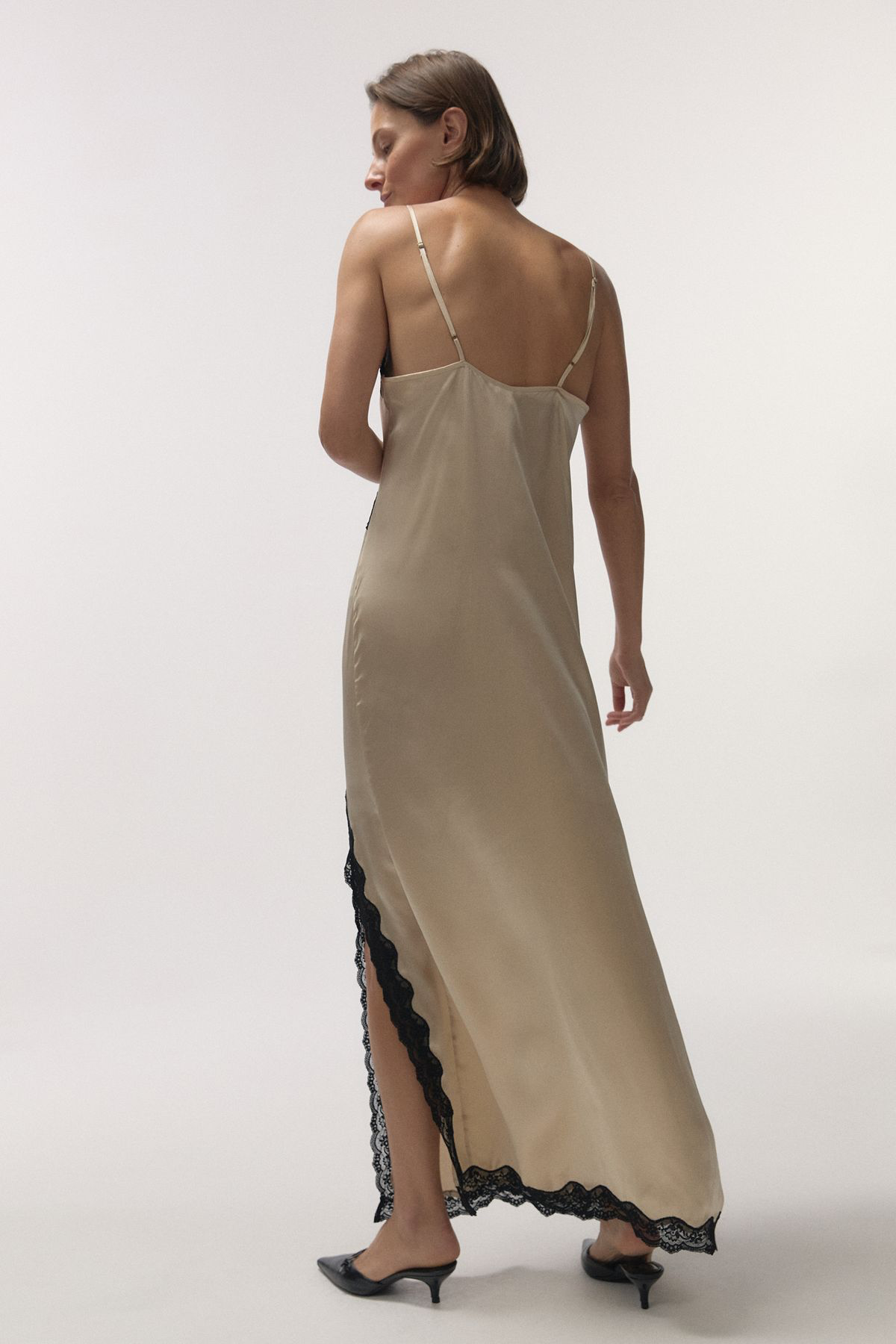 VESTIDO LENCERO DE SEDA