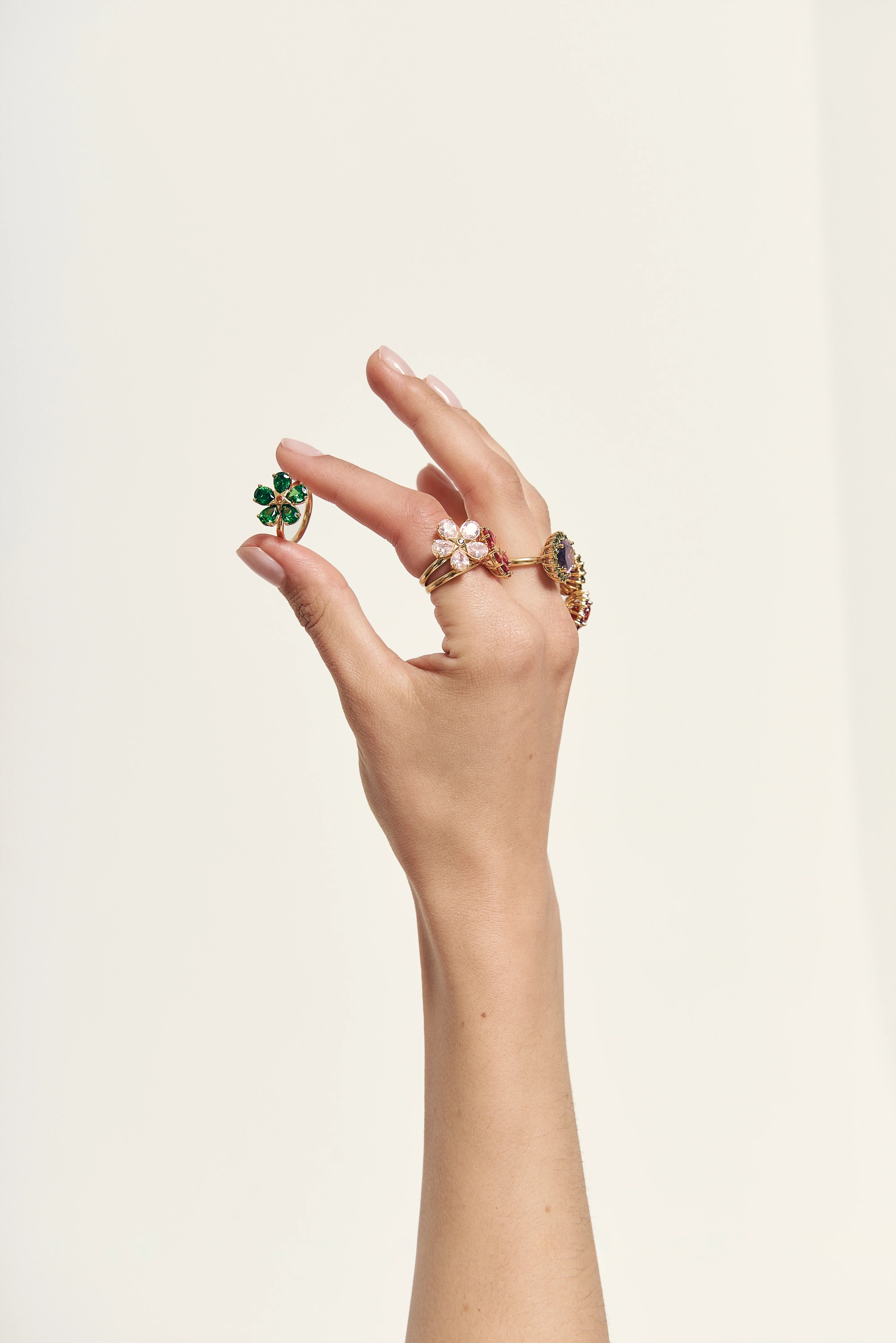 GREEN DAISY RING