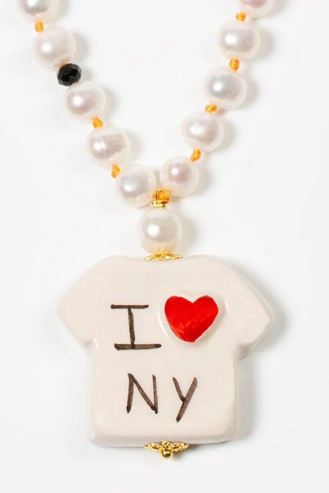 COLLAR LARGO DE PERLAS T-SHIRT I LOVE NY
