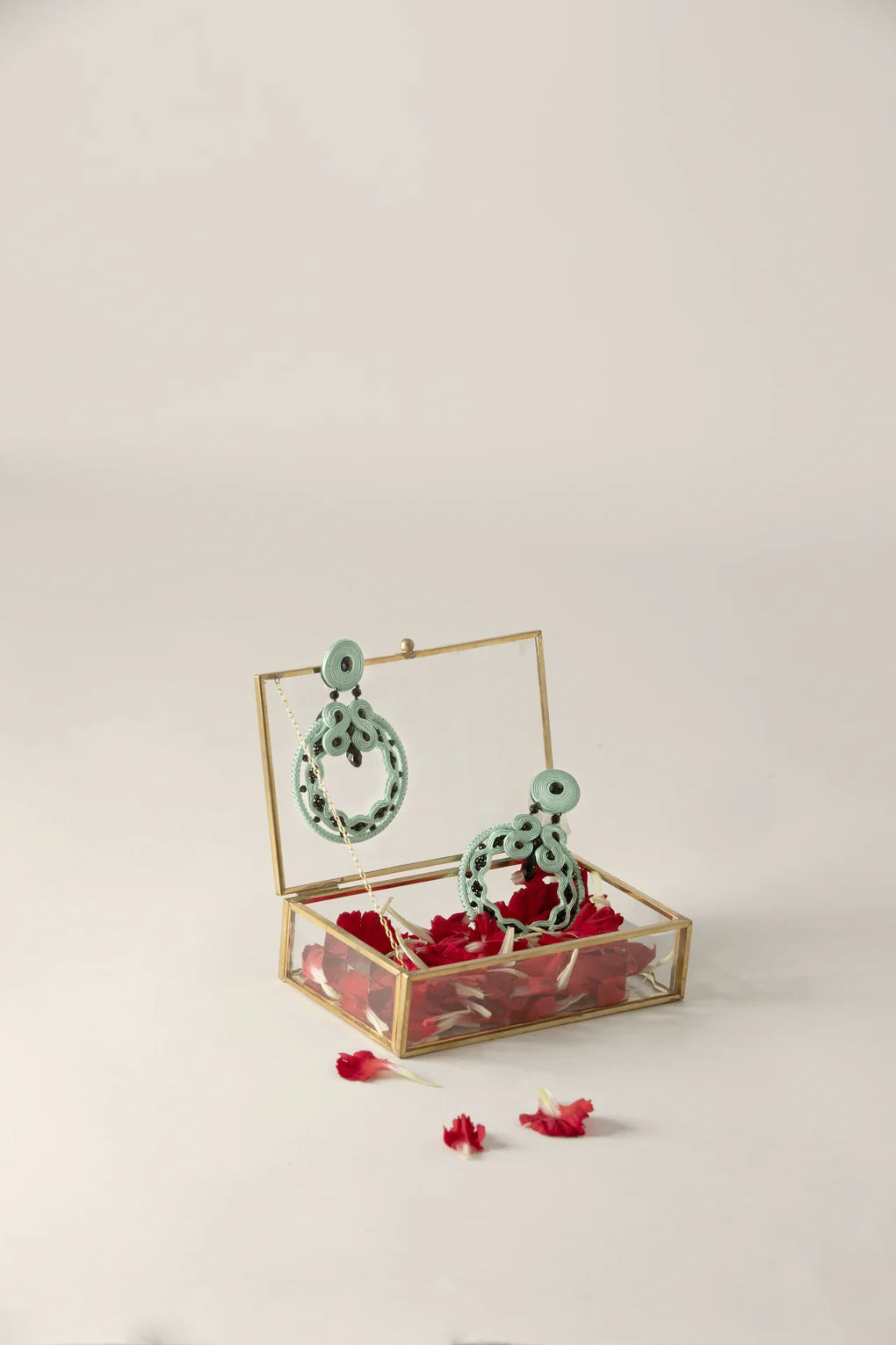 PENDIENTES AGUA Y AZABACHE
