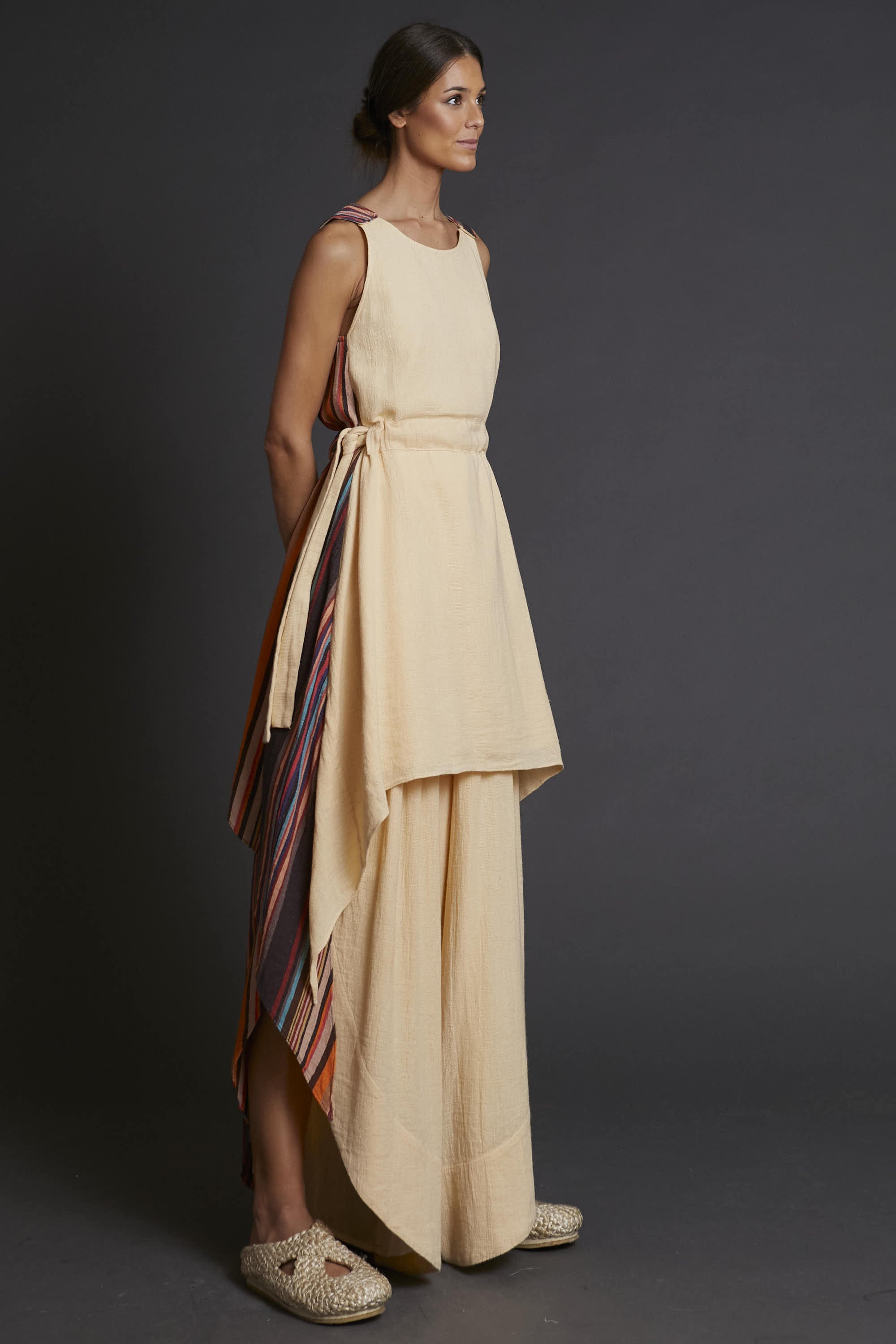 BEIGE AND STRIPED GATHERED BODY
