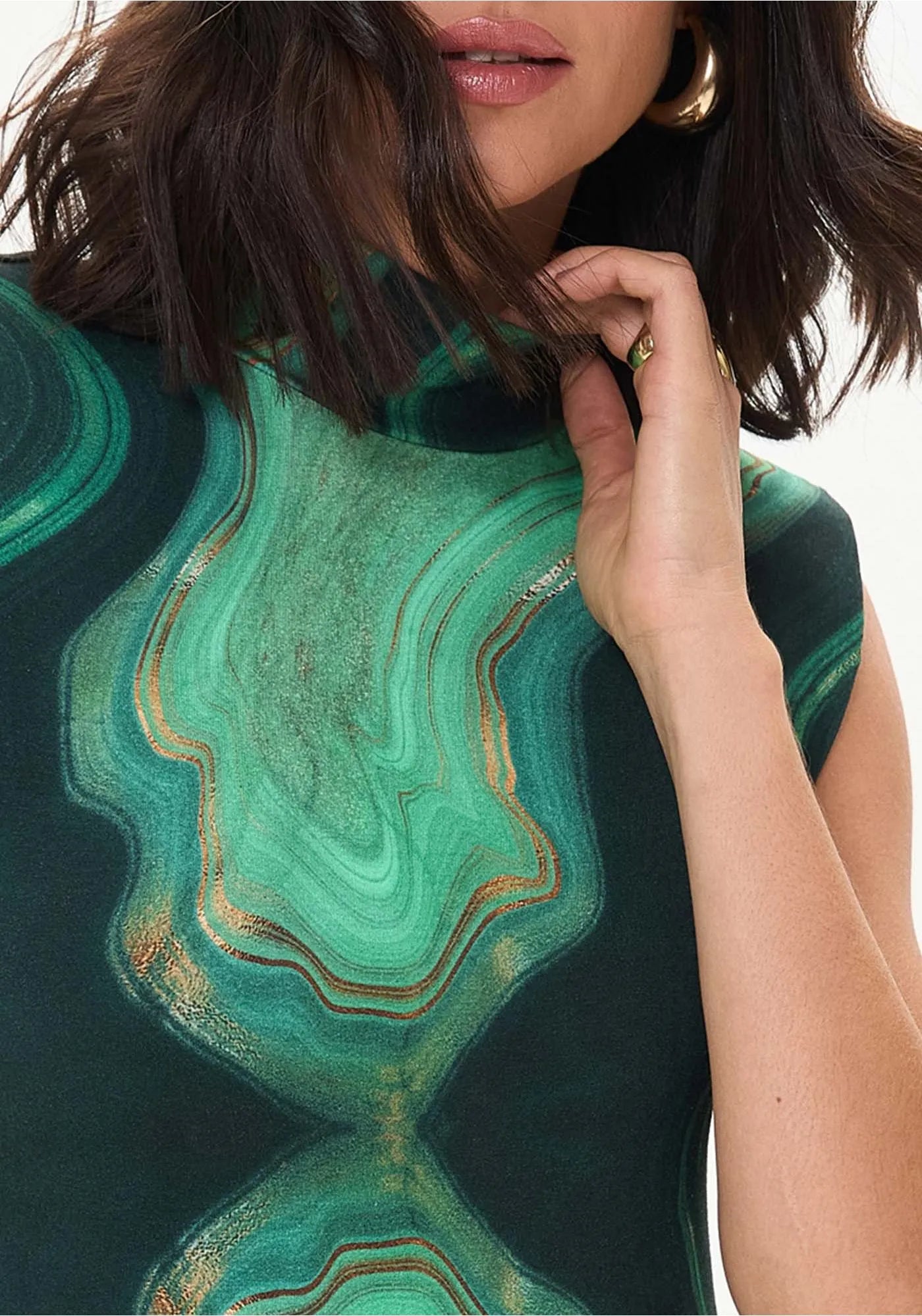 VESTIDO ESTAMPADO VERDE SIN MANGAS