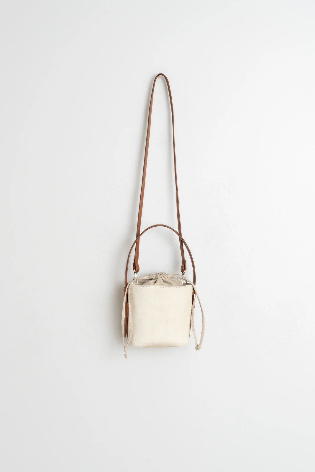 BOLSO DE MANO COLOR PIEDRA