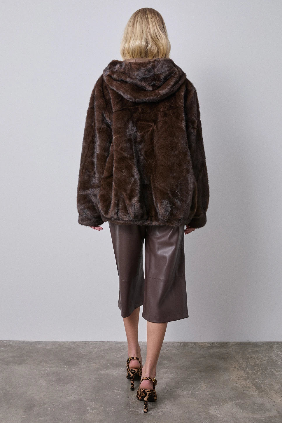 CAZADORA EFECTO PELO JOYA