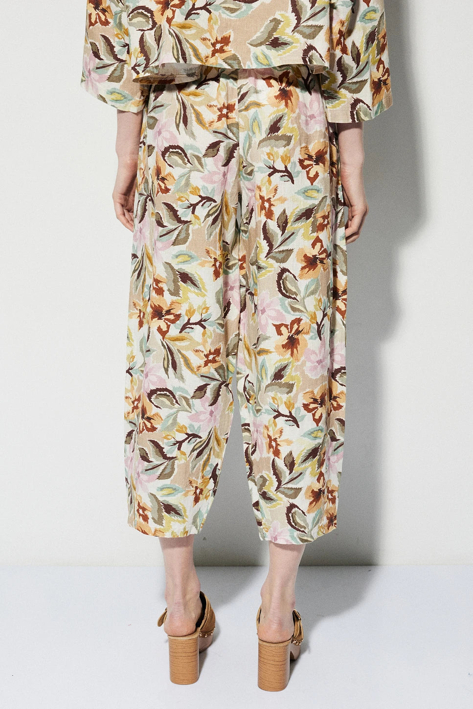 PANTALÓN ESTAMPADO FLORAL