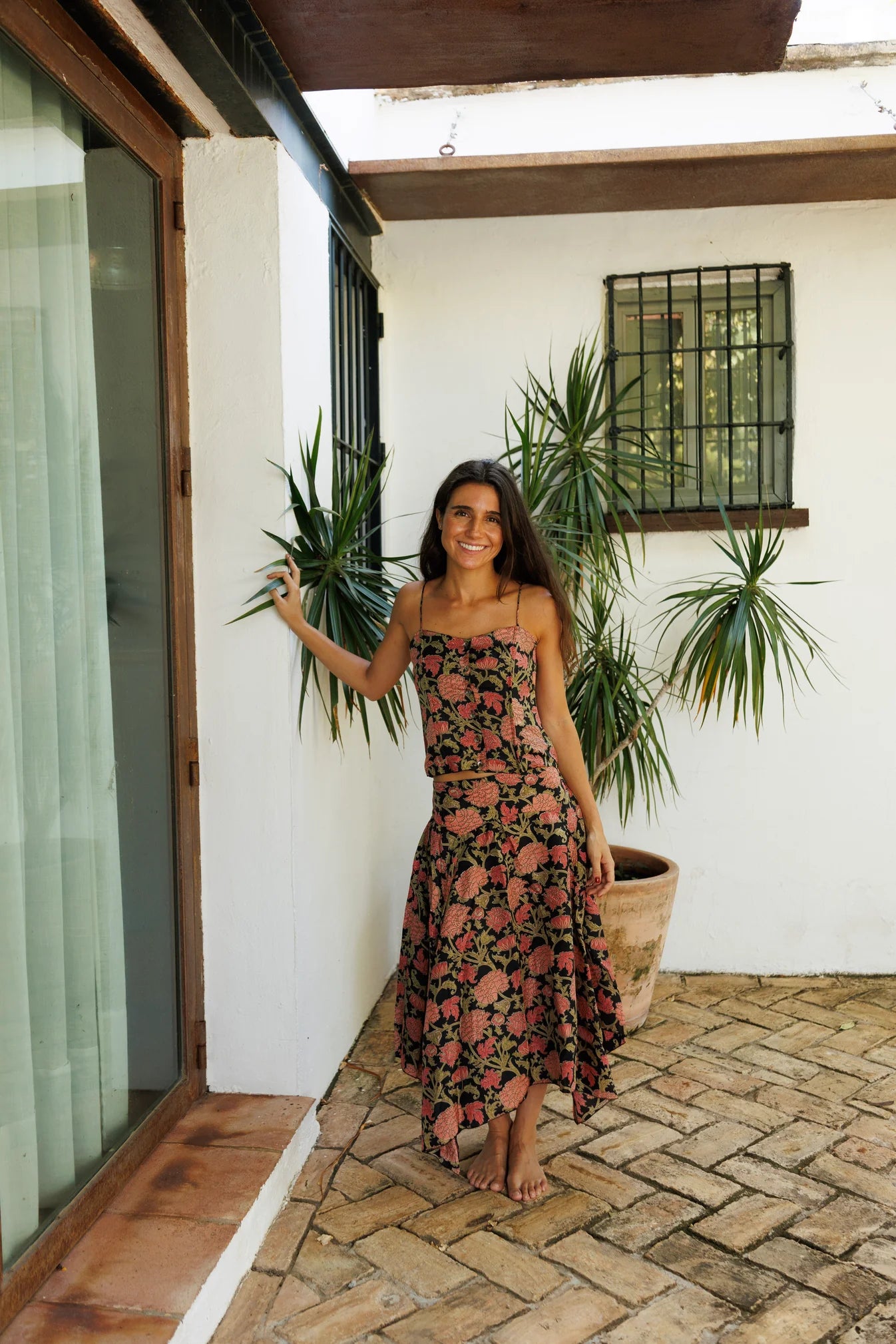 TOP SEDA ESTAMPADO NEGRO