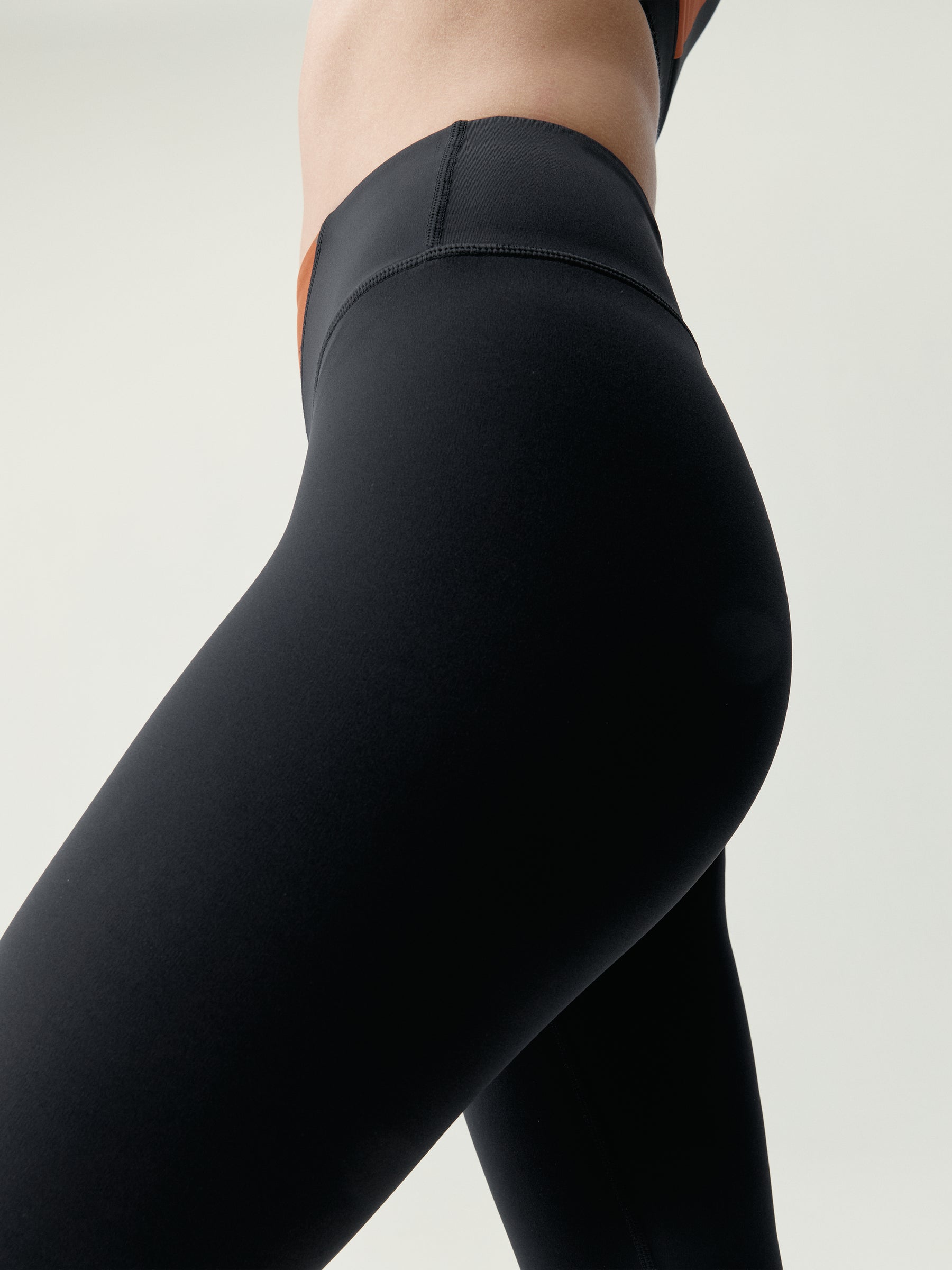 LEGGING OMKARA BLACK / BOMBAY