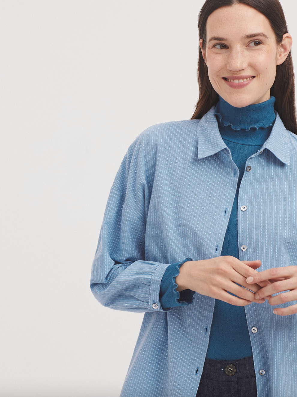 CAMISA JACQUARD PUNTADAS