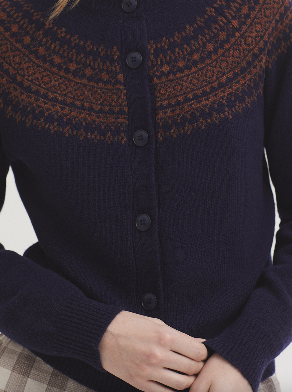 CHAQUETA JACQUARD GRECA AZUL EN LANA
