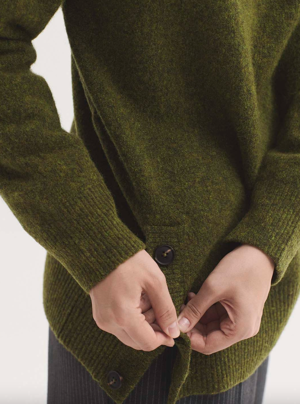 JERSEY LAMBSWOOL BOTONES VERDE