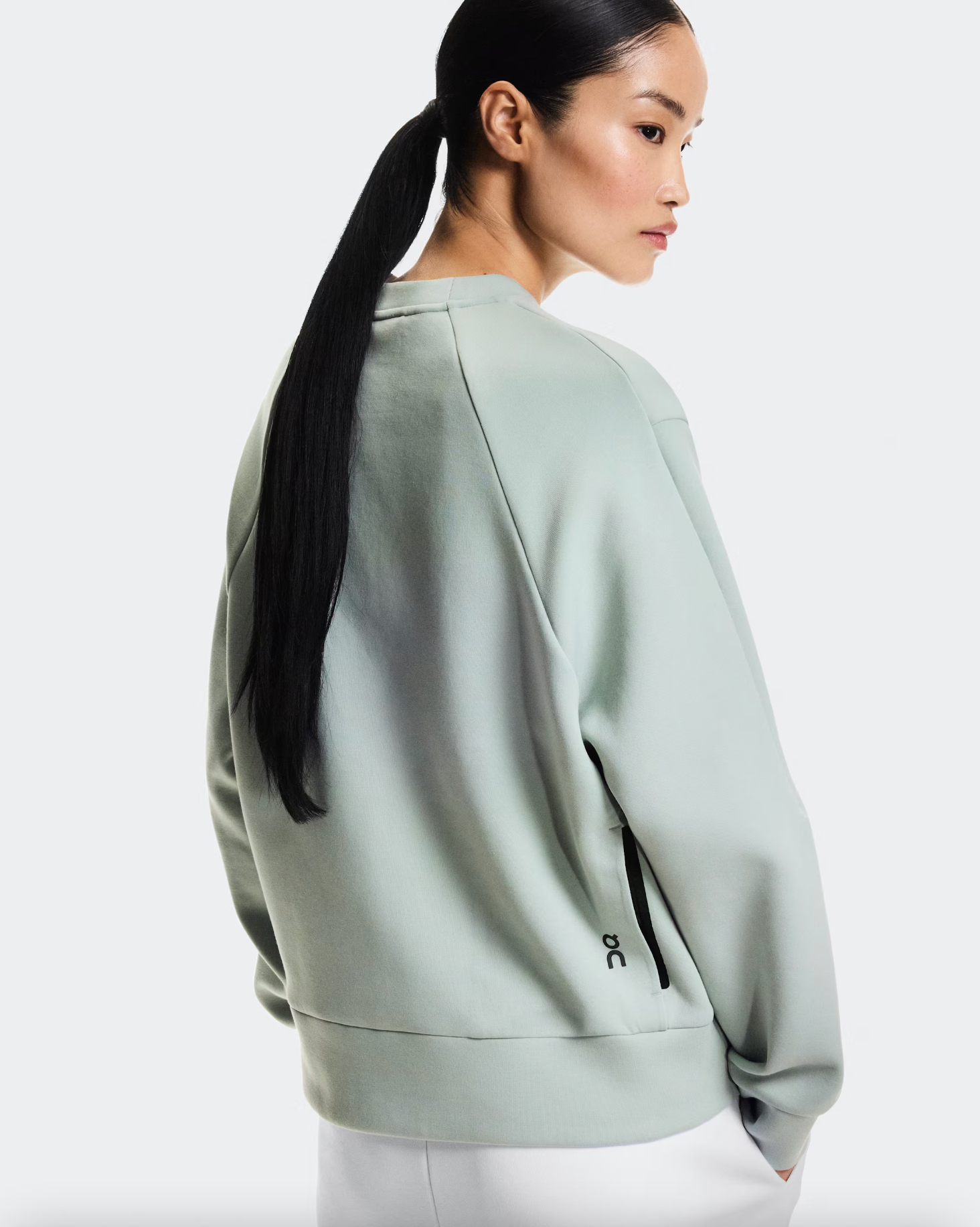 FOCUS TECH CREW - SUDADERA PARA MUJER