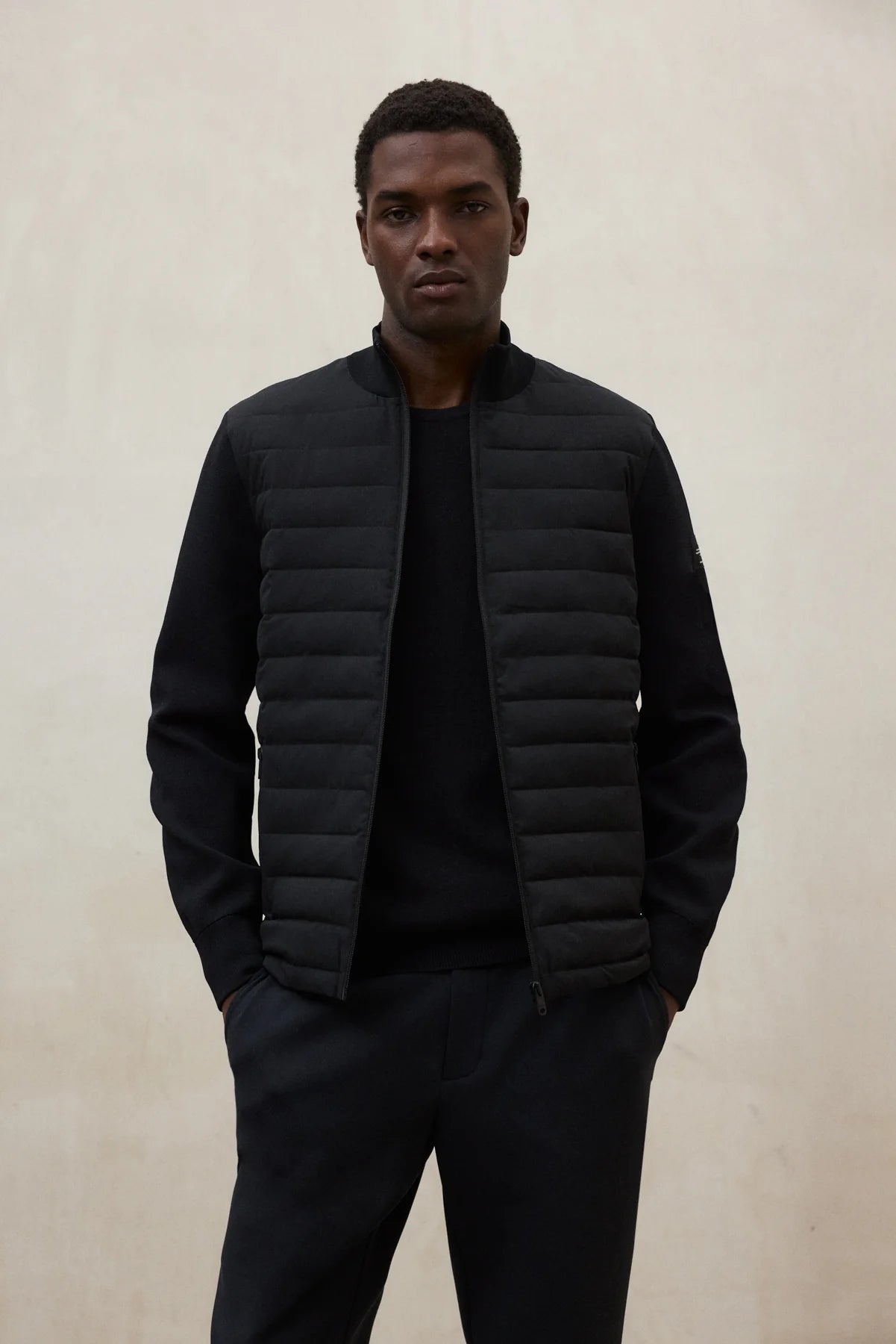 CHAQUETA MERU NEGRA