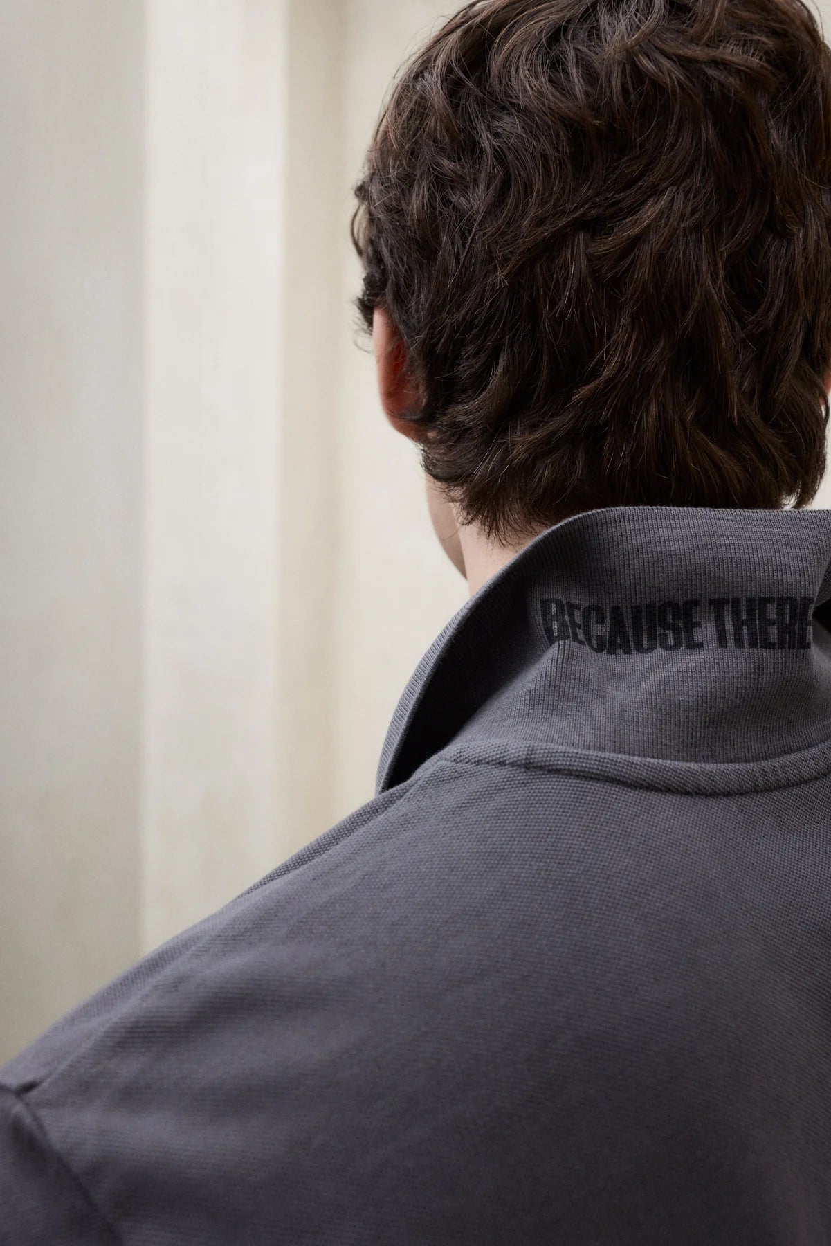 POLO PIQUÉ TEDAN GRIS OSCURO