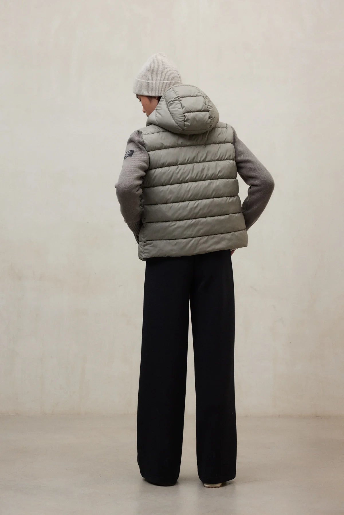 CHAQUETA DENALI CON CAPUCHA BEIGE