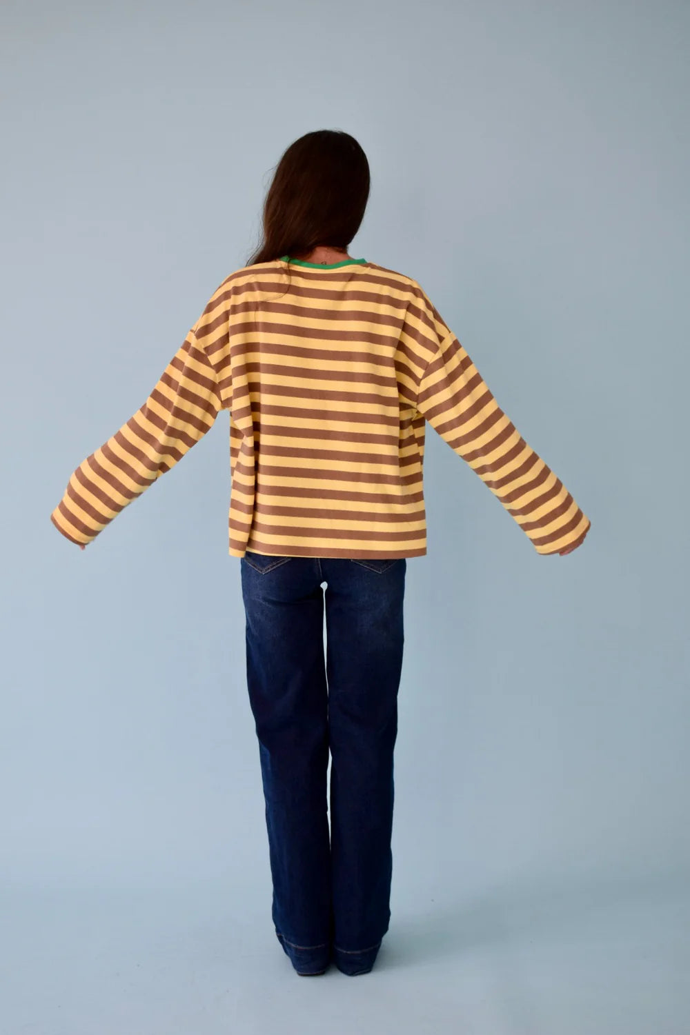 CAMISETA NÚRIA AMARILLO Y MARRÓN