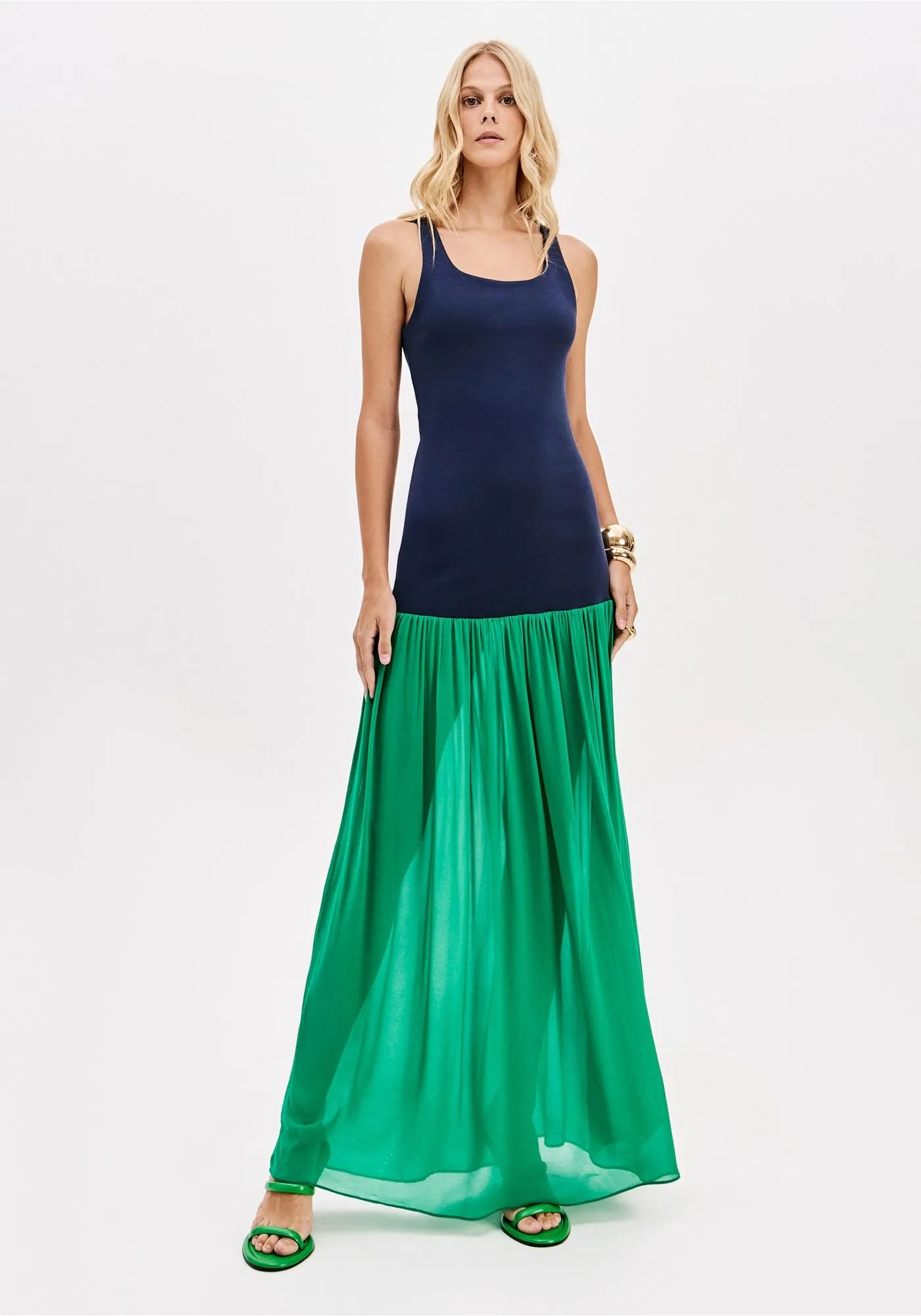 VESTIDO SUPER MIDI SIN MANGAS