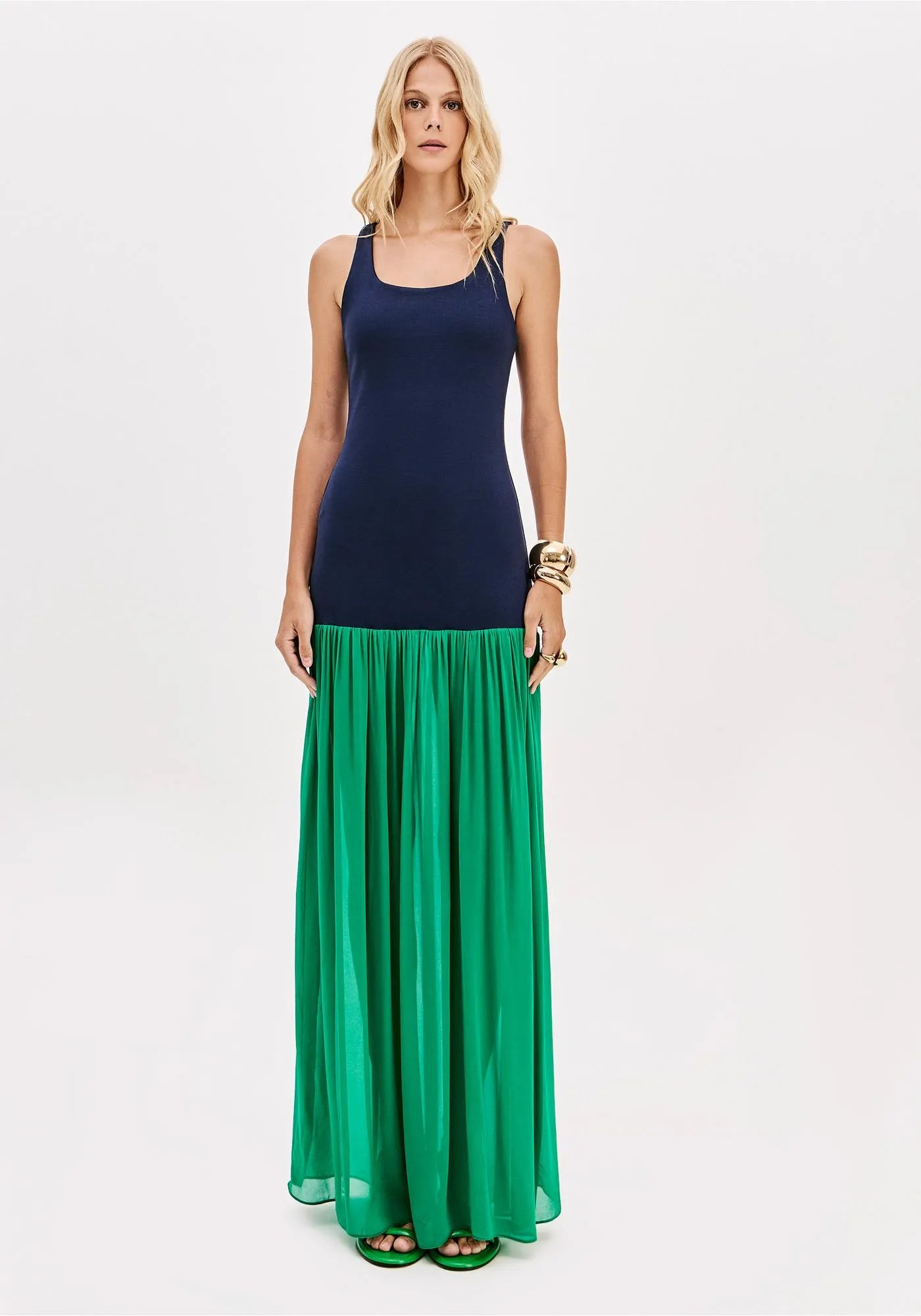 VESTIDO SUPER MIDI SIN MANGAS