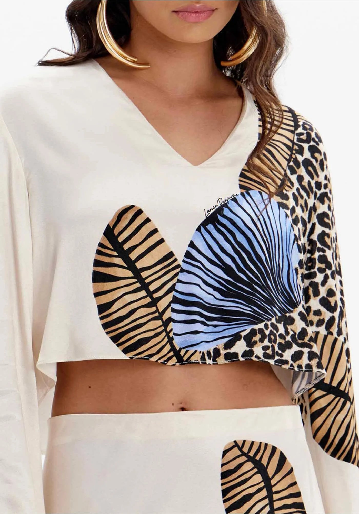 BLUSA MANGA LARGA ESTAMPADA