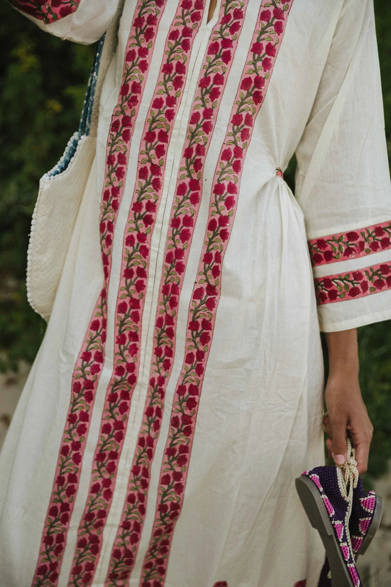 VESTIDO ROSA Y BLANCO