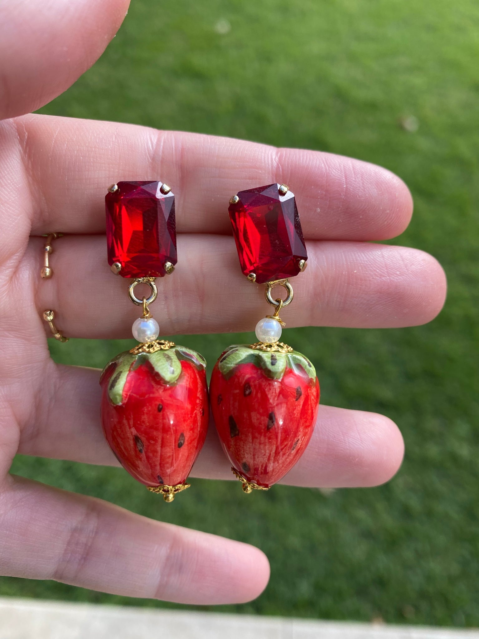 Rosso ceramic long earrings